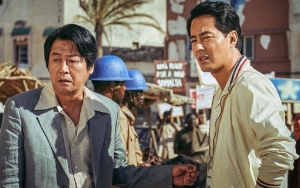 Diawali dengan Kumandang Azan, Teaser Film Jo In Sung 'Escape from Mogadishu' Sukses Bikin Syok