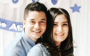 Adly Fairuz Sempat Positif Covid-19, Angbeen Rishi Sedih 2 Minggu Lebih Masih Belum Bisa Ketemu