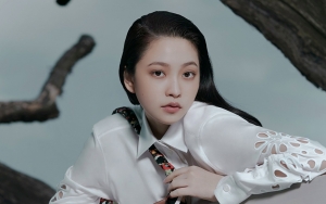 Yeri Red Velvet Cantik Abis Pakai Seragam, Tim 'Blue Birthday' Puji Habis-Habisan
