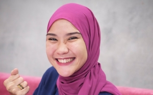 Zaskia Adya Mecca Bungkam Sindiran Usai Disebut Tak Ikut Urus Anak dan Cuma Andalkan Babysitter