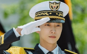 Jinyoung B1A4 Tampilkan Dua Sisi Berbeda di 'Police University', Kemampuan Akting Tuai Pujian