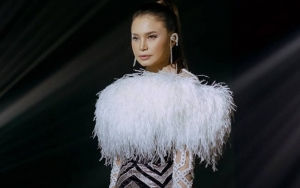 Dikenal Sebagai Diva yang Royal, Berikut 7 Potret Menakjubkan Rossa Saat Manggung