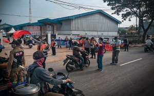 Ratusan Dokter Meninggal Akibat COVID-19, IDI Desak Pemerintah Terapkan PSBB