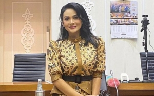 Penampilan Krisdayanti Pakai Hijab Bikin Pangling, Dikira Aurel Hermansyah