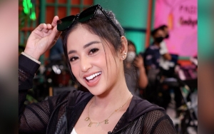 Merasa Terjebak, Dewi Persik Beber Alasan Enggan Ladeni Permainan Denise Chariesta