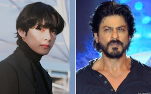 Gaya V BTS Persis Pose Ikonik Shah Rukh Khan, Netizen Auto Nyanyi Lagu India