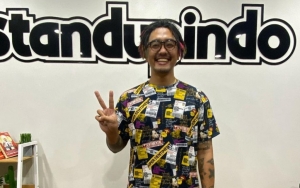 Cara Tak Biasa Uus Promosi Produk Di Kamar Mandi Bikin Heboh, Sabrina Chairunnisa Ngaku Nyesel Lihat