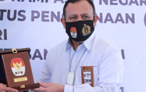 Tolak Usut Laporan Gratifikasi Helikopter, ICW Sebut Dewas KPK Sebagai Kuasa Hukum Firli Bahuri