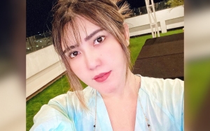 Via Vallen dan Pacar Gandengan Tangan di Depan Ortu, Sudah Direstui Nikah?