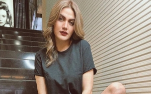 Mantan Kekasih, Hilda Vitria Buka Suara Usai Billy Syahputra Kepergok Hadir Di Pemakaman Sang Ayah