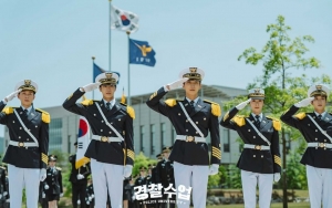 Krystal dan Jinyoung B1A4 Cakep Banget Jadi Anak SMA, Produser 'Police University' Beri Bocoran Ini