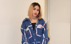 Tak Tanggapi Sindiran Kembaran Tasya Farasya, Ayu Ting Ting Pilih Bagikan Momen Perdana Ini