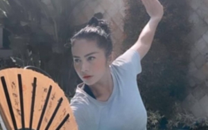 Pamer Kebolehan Wushu, Krisdayanti Ajak Olahraga Rutin Untuk Jaga Imun Tubuh