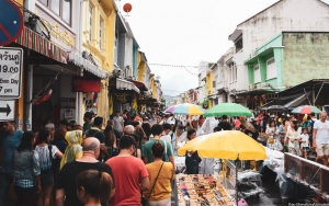 Ada Turis 'Phuket Sanbox' Positif COVID-19, Rombongan Wisata Langsung Dikarantina