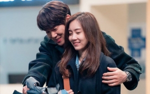 Masih Backstreet, Begini Momen Uwu Yoo Yeon Seok dan Shin Hyun Bin di 'Hospital Playlist 2'