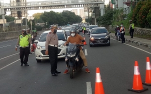 Naik KRL-TransJakarta Butuh STRP, Kategori Mendesak Bisa Urus Dalam 24 Jam