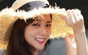 Resmi Diperkenalkan Sebagai Aktris, Intip 7 Potret Cantik Natural Jisoo BLACKPINK