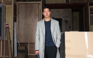 Kembali Muncul di 'Master In The House', Intip 7 Potret Lee Sang Yoon Tampil Kece Nan Stylish