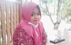 Bikin Ngakak, Rahmawati Kekeyi Ungkap Pengalaman Pertamanya 'Ciuman' dengan Cowok