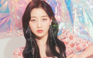 Jihyo TWICE Pamer Bodi Seksi di Cosmopolitan, Jadi Model Iklan Brand Kebugaran