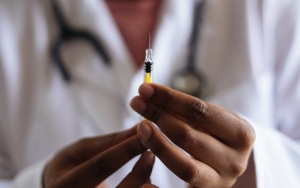 Pemerintah Resmi Batalkan Vaksinasi COVID-19 Berbayar di Kimia Farma