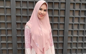 Wafat Karena Corona, Ibunda Kartika Putri Sempat Ingin Meninggal Karena Covid-19