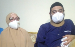 Ibunda Ferry Irawan Bongkar Sikap Buruk Sang Menantu, Sering Dihina Tapi Cuma Bisa Pasrah