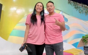 Berita Selebriti. Ikuti gosip terhangat dari dunia artis , Hal 