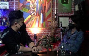 Hafal Ciri-Ciri Pembohong, Denny Darko Baca Bahasa Tubuh Wenny Ariani 'Mantan' Rezky Aditya