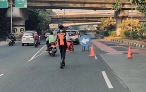 PPKM Darurat Disebut Berhasil Turunkan Mobilitas 40 Persen, Kasus Harian COVID-19 Melandai