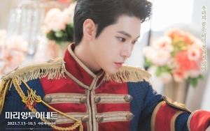 Begini Isi Curhatan Doyoung NCT Usai Tampil Perdana di Musikal