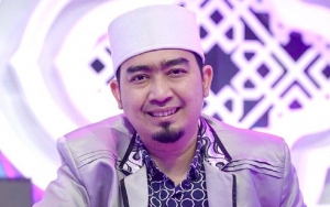Rayakan Idul Adha Sekaligus Ultah Tanpa Ortu, Tangis Ustadz Solmed Pecah