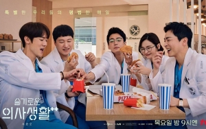Tak Terkalahkan, 'Hospital Playlist 2' Sebulan Penuh Puncaki Daftar Drama Paling Populer!