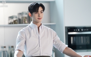 Pertanyaan Yang Diterima Cha Eunwoo di 'Master in the House' Jadi Bahan Candaan