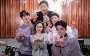 Pemeran 'Hospital Playlist 2' Blak-blakan Akui Iri dengan Sikap Yoo Yeon Seok Ini