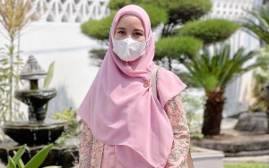 Bikin Merinding, Sapi Kurban Menangis Saat Chacha Frederica Lantunkan Doa