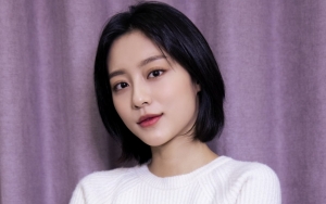 Jadi Pemeran Utama, Kang Min Ah Akui Sempat Tertekan Saat Bintangi 'At a Distance, Spring is Green'