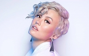 Sempat 'Ngilang', Agnes Monica Akhirnya Muncul Pamer Pose Seksi Tak Biasa Disambut Riuh Fans