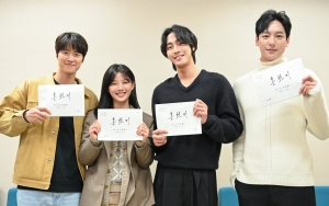Poster Kelewat Estetik, Penayangan Drama Ahn Hyo Seop-Kim Yoo Jung 'Lovers Of The Red Sky' Terungkap