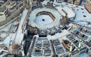 Arab Saudi Izinkan WNI Umrah Mulai 10 Agustus, KJRI Jeddah Malah Minta Tunda