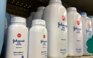 Johnson & Johnson Dituntut Organisasi Wanita Kulit Hitam Terkait Produk Bedak Bayi