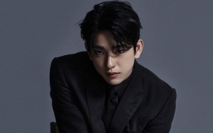 Kejutkan Penggemar, Jinyoung GOT7 Akan Rilis Single 'DIVE' Sore Ini