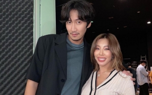 Interaksi Kocak Lee Kwang Soo dan Jessi di 'Jessi's Showterview' Berhasil Picu Tawa