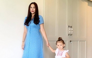Pesan Haru Aura Kasih Pada Sang Putri yang Tak Seberuntung Anak Lain