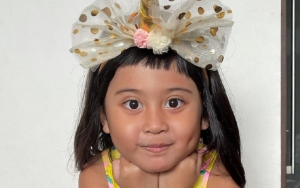 Jadi Selebgram, Ini 7 Potret Cantik Anak Angkat Venna Melinda Yang Dulu Dibuang Di Toilet Masjid