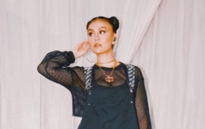 Bagikan Foto 'Aib' Bareng, Agnez Mo Tunggu Greysia Polii Pulang Untuk Rayakan Kemenangan