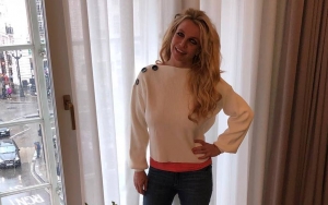Buat Geger Pihak Keamanan, Britney Spears Terkunci Di Kamar Mandi Jam 2 Pagi