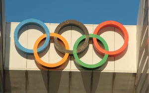 Olimpiade Tokyo Laporkan Klaster COVID-19 Pertama 