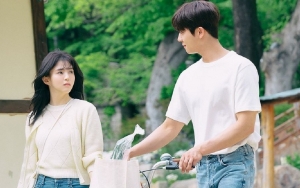 Bak Fotografer Profesional, Chae Jong Hyeop Asyik Potret Han So Hee di Lokasi Syuting 'Nevertheless'