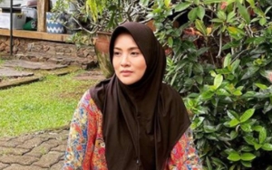 Elma Theana Curhat Ketipu Jutaaan Rupian Saat Transaksi Belanja Online